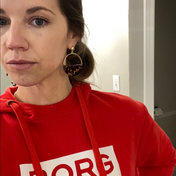 Tortoise shell hoops - Picture 4 of 4